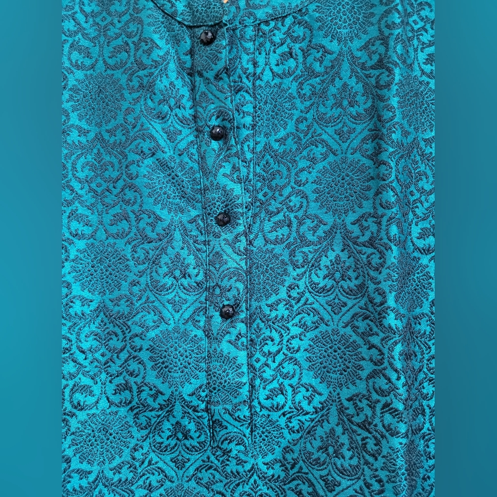 Classy Short Kurta - Picture 3 of 10